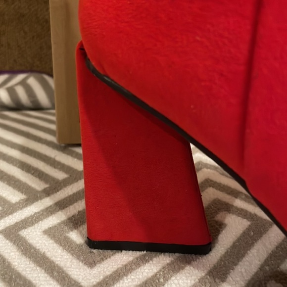 Bar III red suede boot - Picture 4 of 7